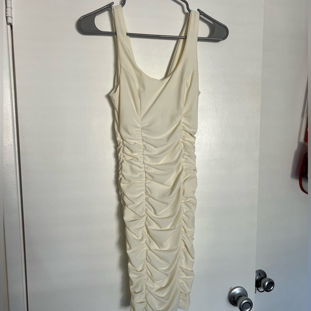 Tiger Mist White Bodycon Rouched Mini Dress - Picture 2 of 4